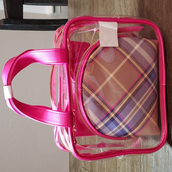 Betsey Johnson 3 Piece Cosmetic Bags Set - Picture 2 of 10